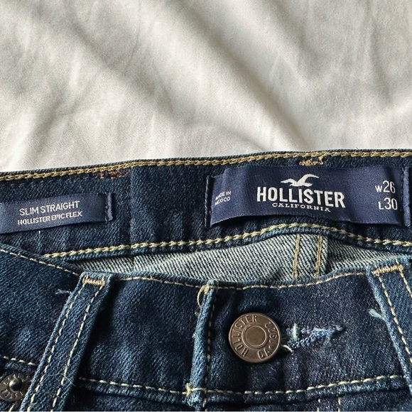 Hollister barely worn jeans size 26W 30L - Picture 2 of 5